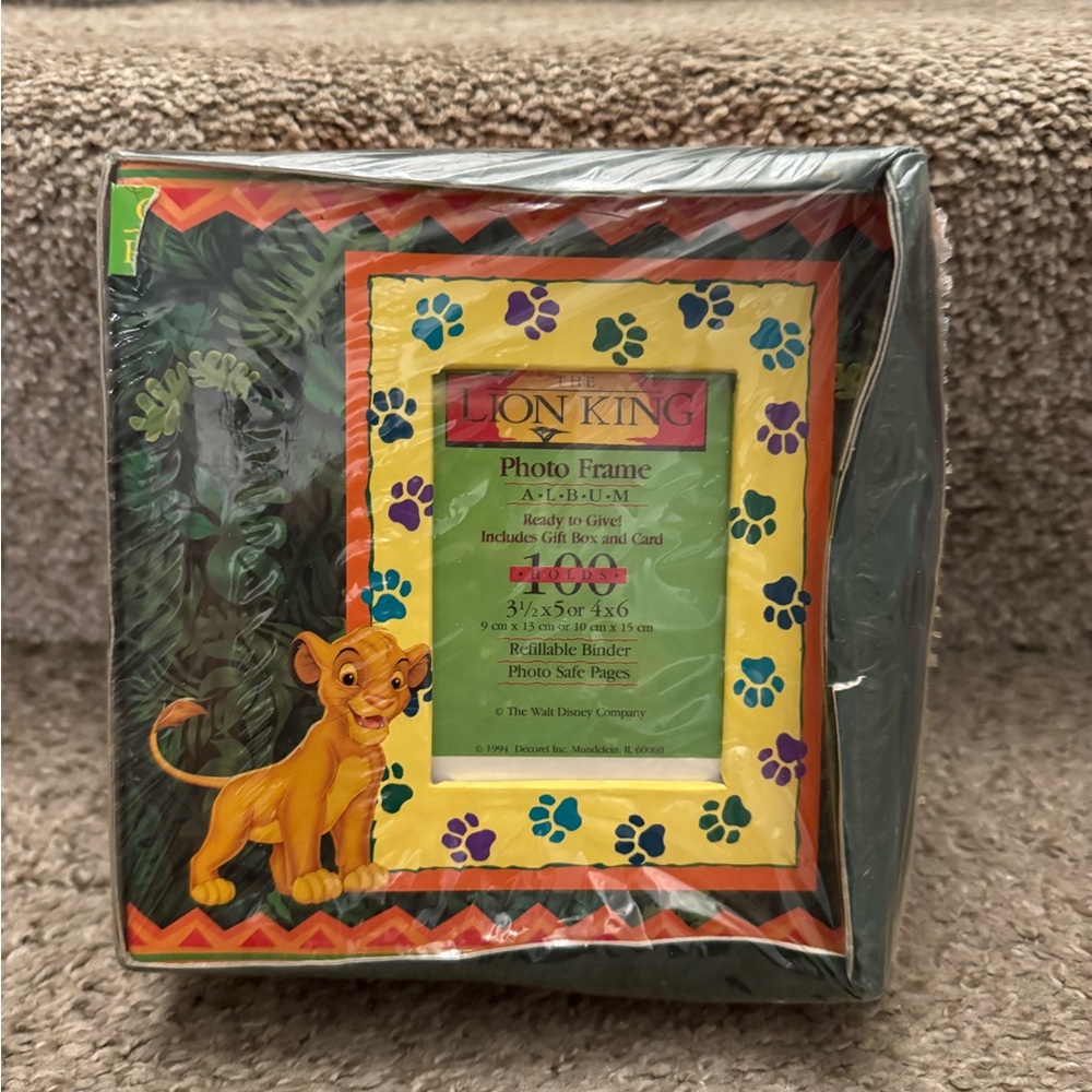 NEW Disney Lion King Photo Frame Album 100 Photos 3 1/2 X 5 or 4x6 Binder 1994